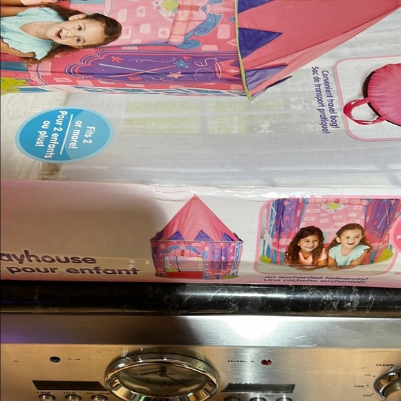 Princess Royal Castle Playhouse Pink and Purple Imagination Play - New In Box - Picture 5 of 8